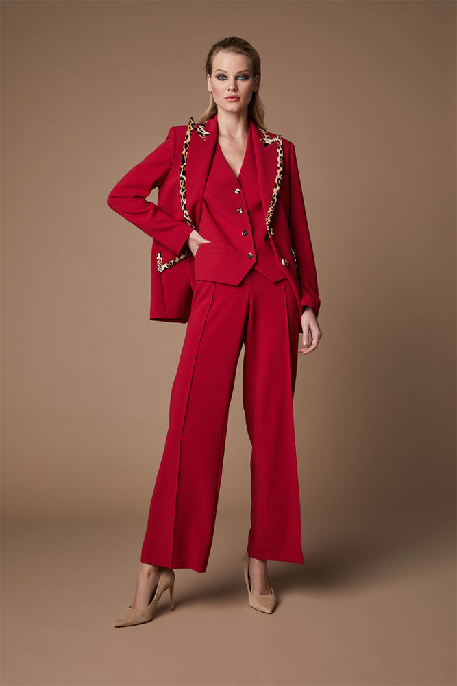 Picture of Red trousers in excellent quality RED