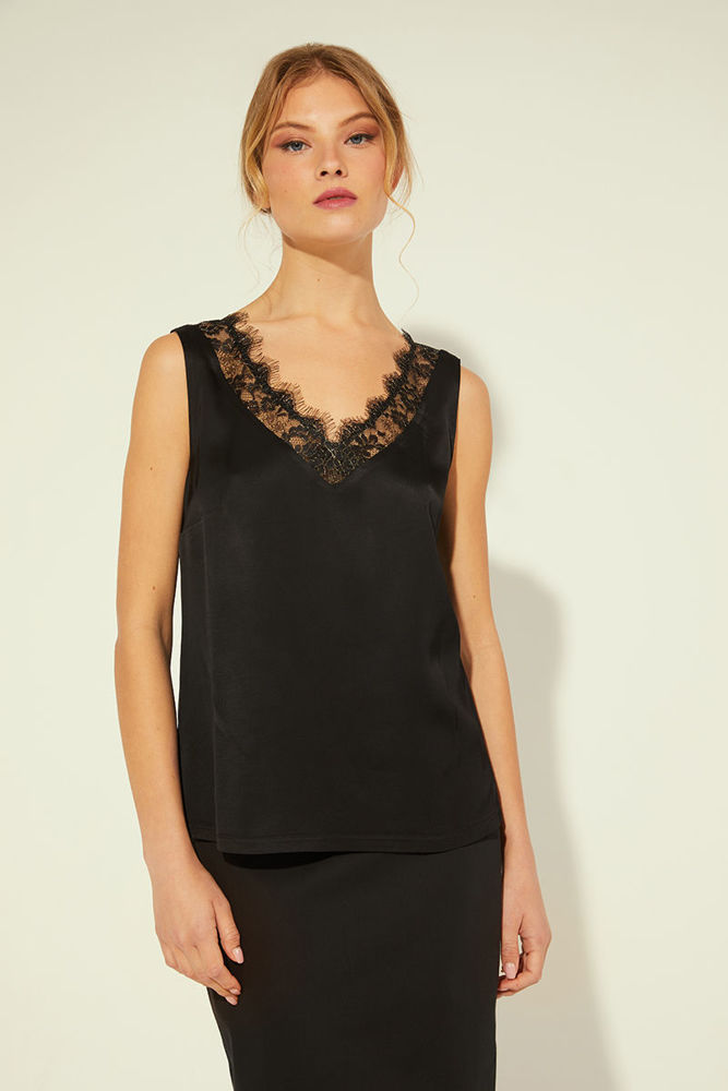 Picture of New top in viscose with lace BLACK