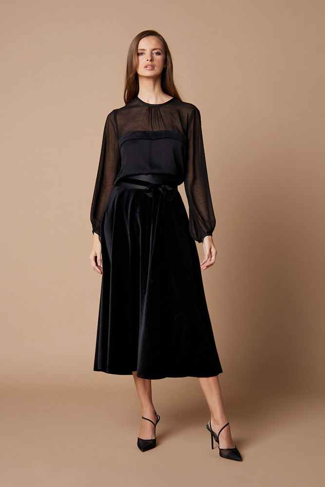 Βελούδινη φούστα με ζώνη σατέν μαυρο